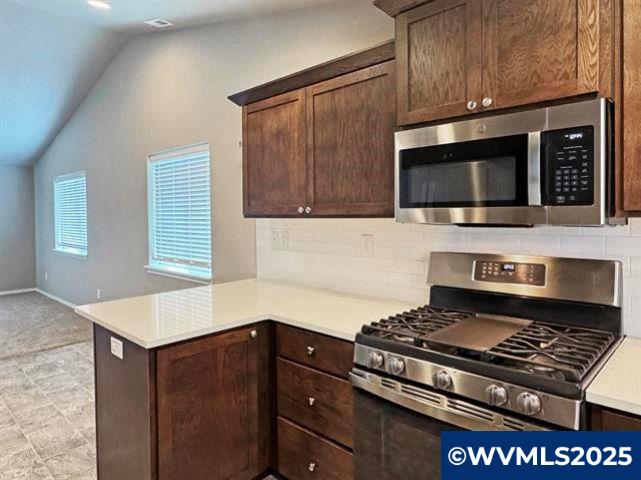 724 Streamside Way Lebanon, OR 97355 - Photo 2 of 19 Gallery Image 2