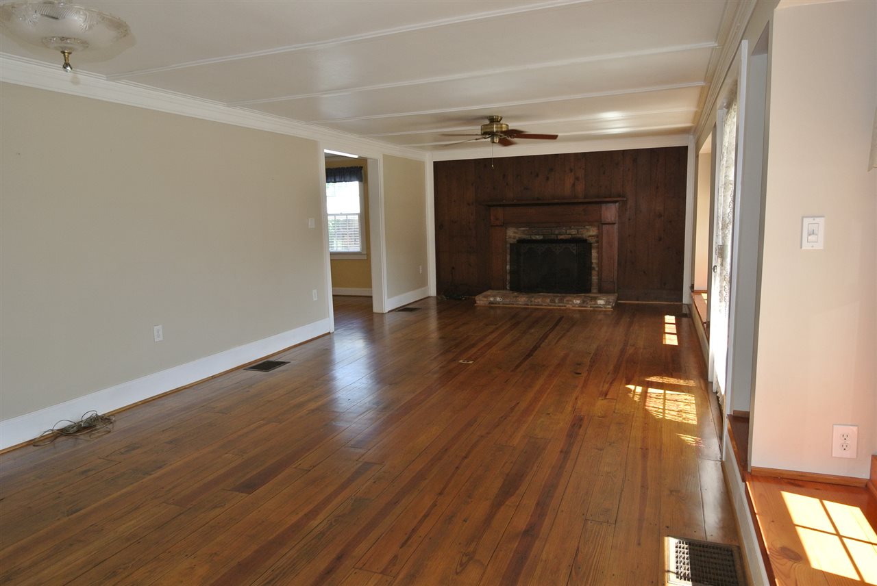 2331 Goldmine Road Spartanburg, SC 29302 - Photo 5 of 25 Gallery Image 5