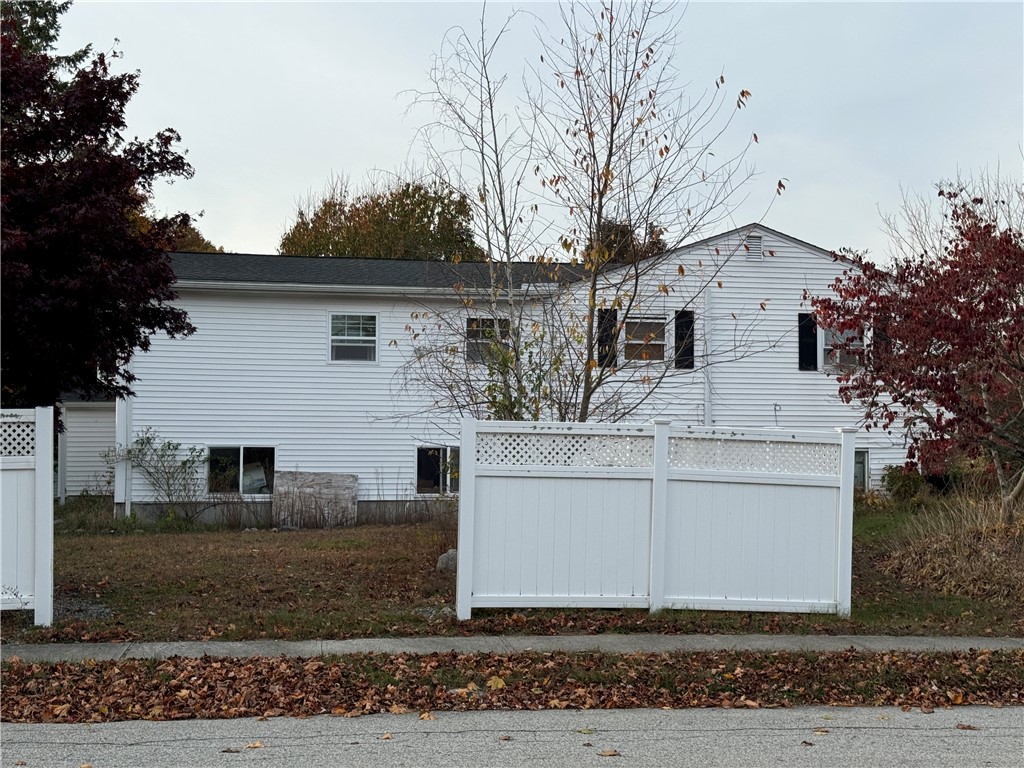 81 Eagle Road Cranston, RI 02920 - Photo 28 of 29