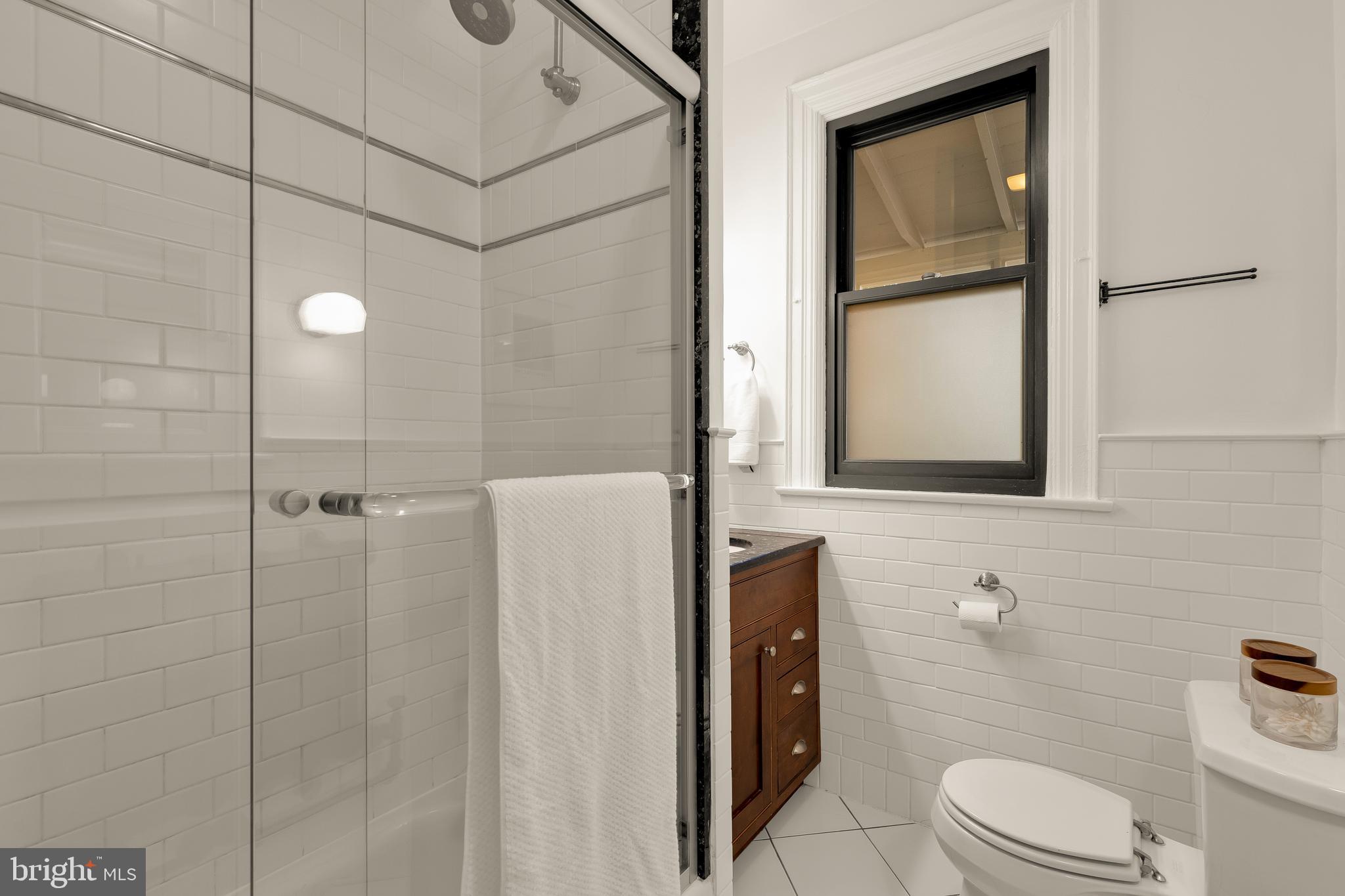 1360 Spring Road Northwest Washington, DC 20010 - Photo 29 of 51 Full Bath
