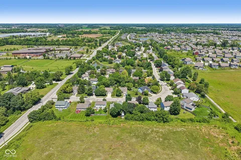 $369,900 | 17825 Grassy Knoll Drive, Westfield, IN 46074