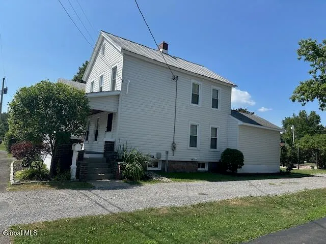$269,900 | 5 Edna Avenue, Ravena, NY 12143
