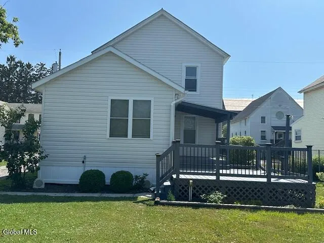 $269,900 | 5 Edna Avenue, Ravena, NY 12143
