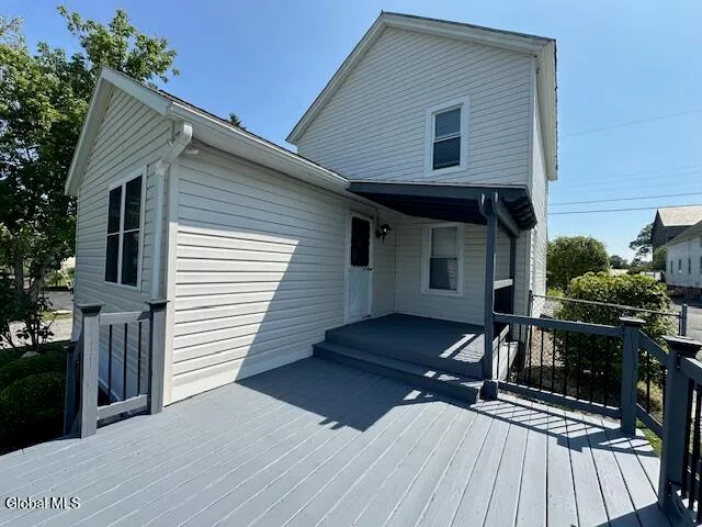 $269,900 | 5 Edna Avenue, Ravena, NY 12143