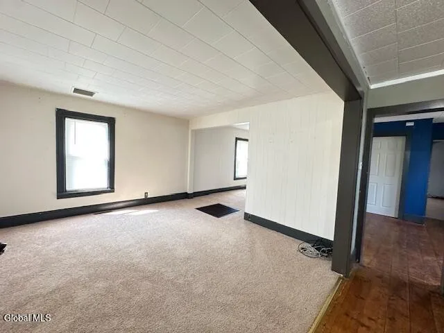 $269,900 | 5 Edna Avenue, Ravena, NY 12143