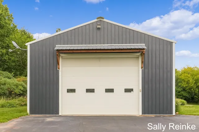 $850,000 | 303 Broman Street Northeast, Sparta, MI 49345