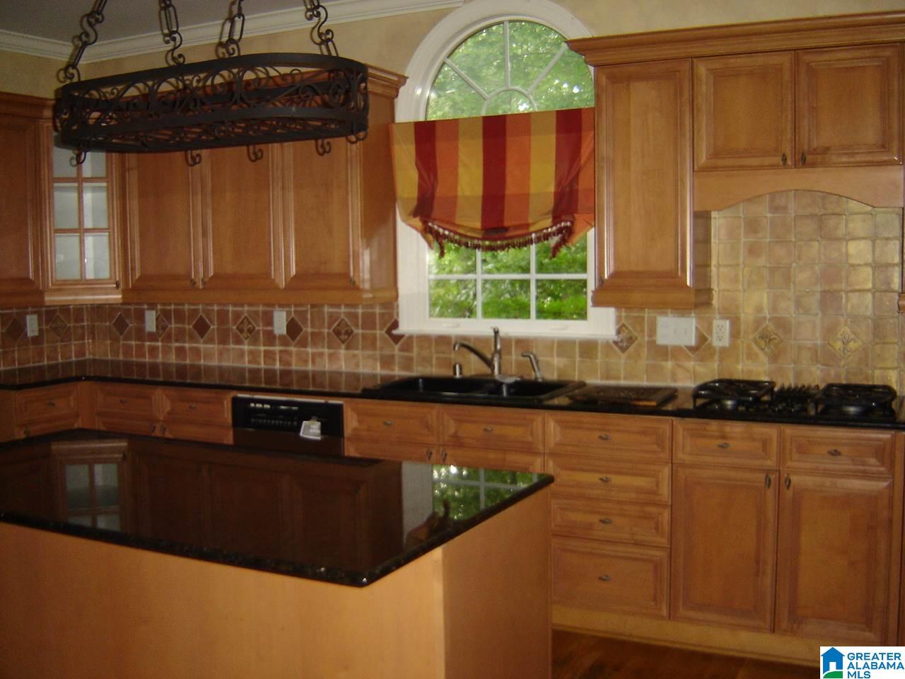 800 Reynolds Crest Birmingham, AL 35242 - Photo 8 of 21