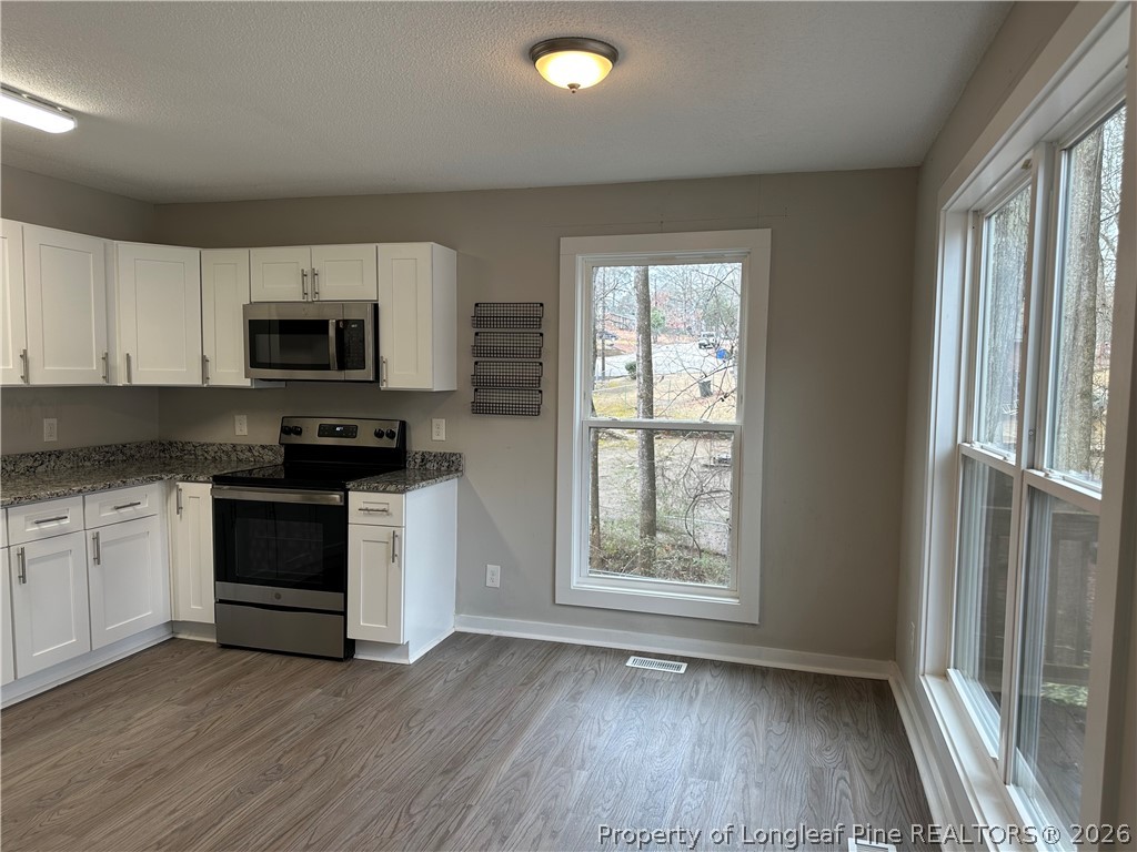 304 Rangoon Court Fayetteville, NC 28314 - Photo 12 of 38