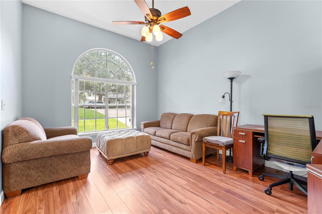 2811 Ripton Court Orlando, FL 32835 - Photo 6 of 46