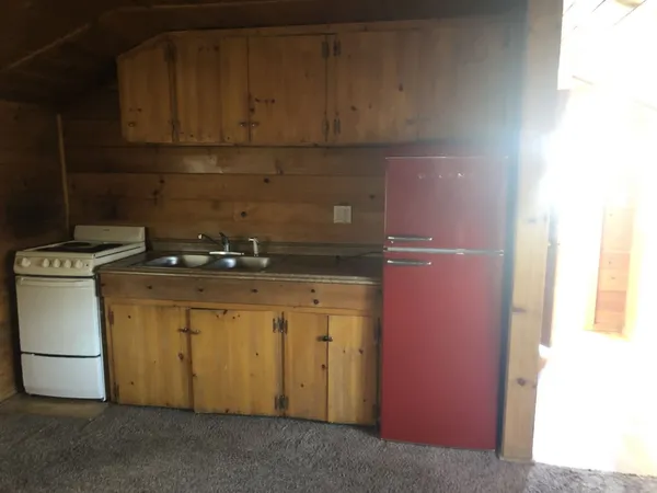 $1,300 | 54100 Pine Crest Avenue, Unit 8, Idyllwild, CA 92549