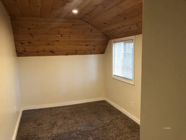 $1,300 | 54100 Pine Crest Avenue, Unit 8, Idyllwild, CA 92549