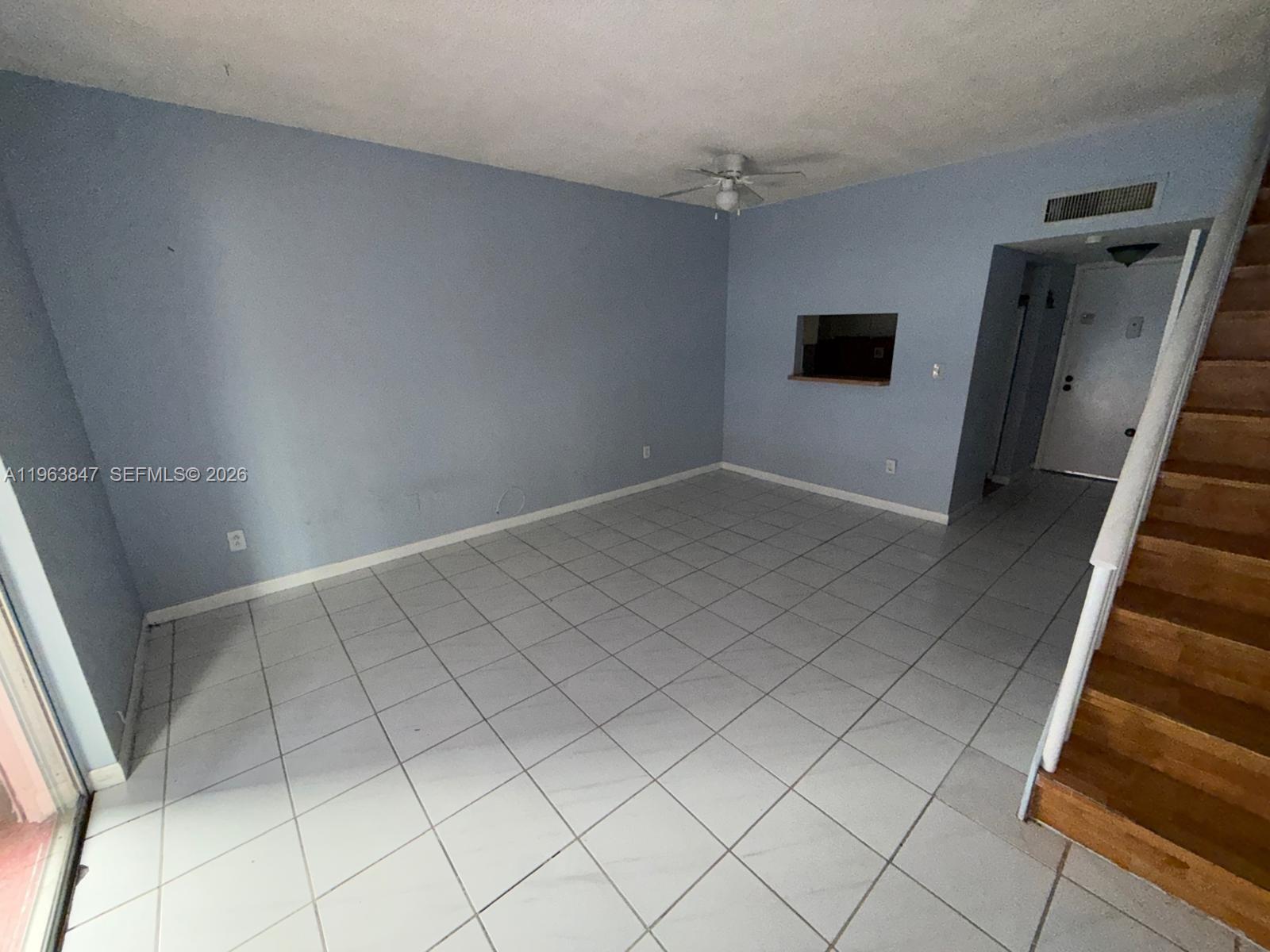 1255 West 53rd Street, Unit 309 Hialeah, FL 33012 - Photo 1 of 5