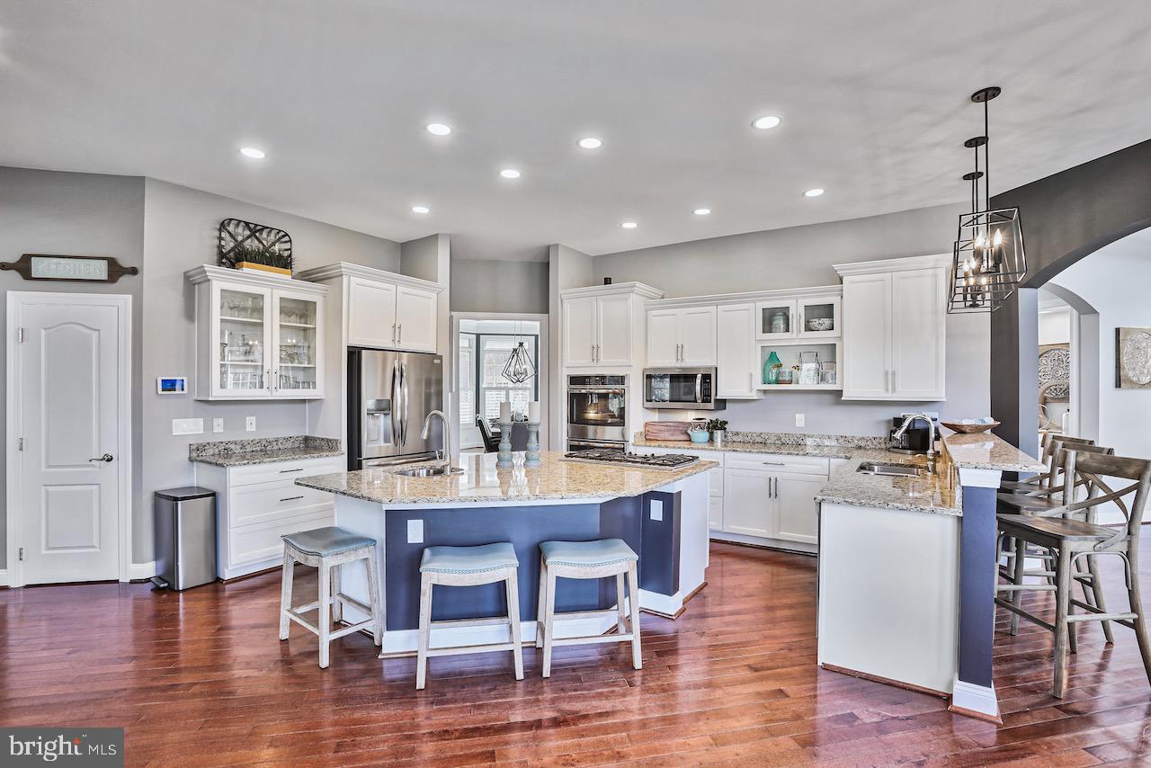40724 Chevington Lane Leesburg, VA 20175 - Photo 3 of 52 Kitchen