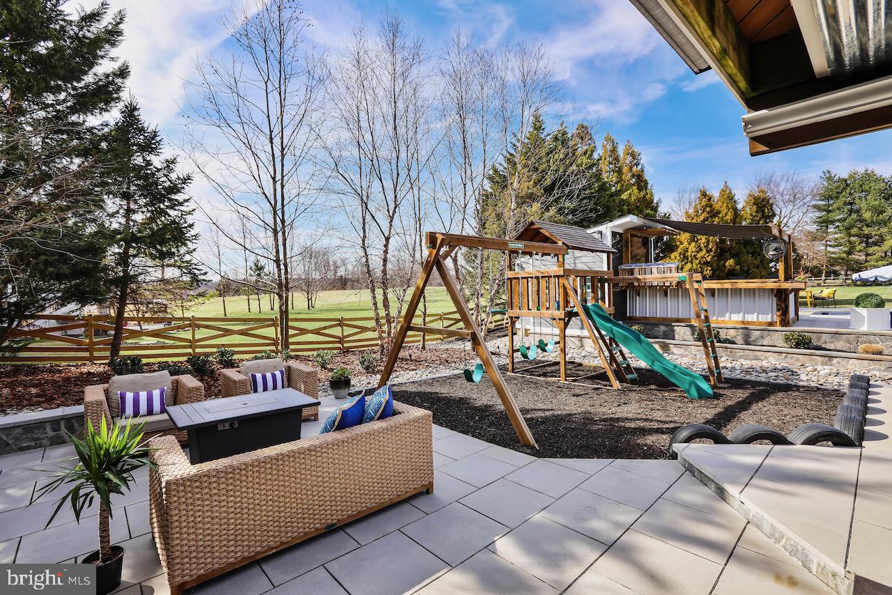 40724 Chevington Lane Leesburg, VA 20175 - Photo 45 of 52 Patio