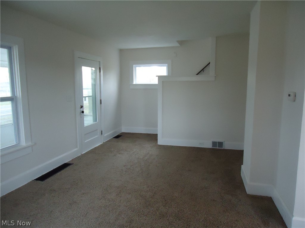 7868 Ridge Road Wadsworth, OH 44281 - Photo 9 of 27 Gallery Image 9