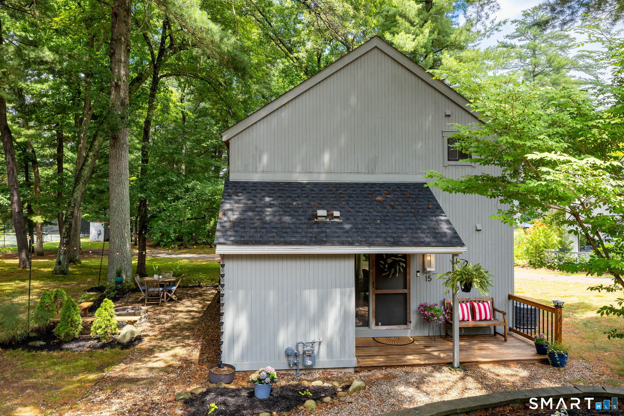 15 Gray Pine Common, Unit 15 Avon, CT 06001 - Photo 5 of 40
