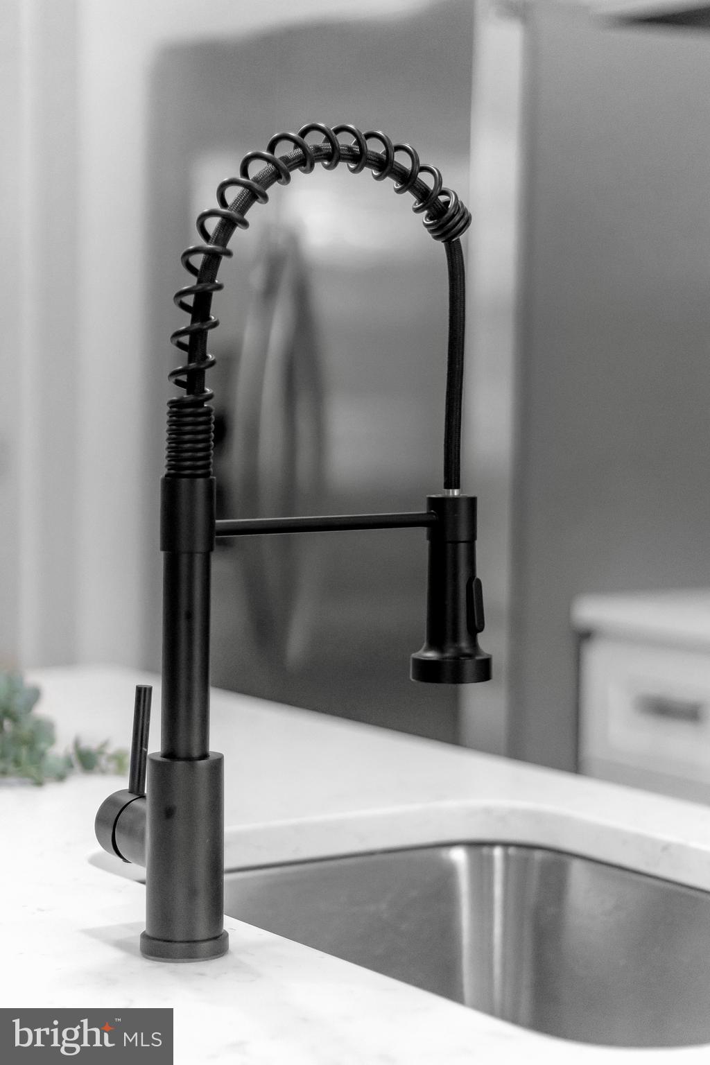 3827 Cottage Avenue Baltimore, MD 21215 - Photo 30 of 43