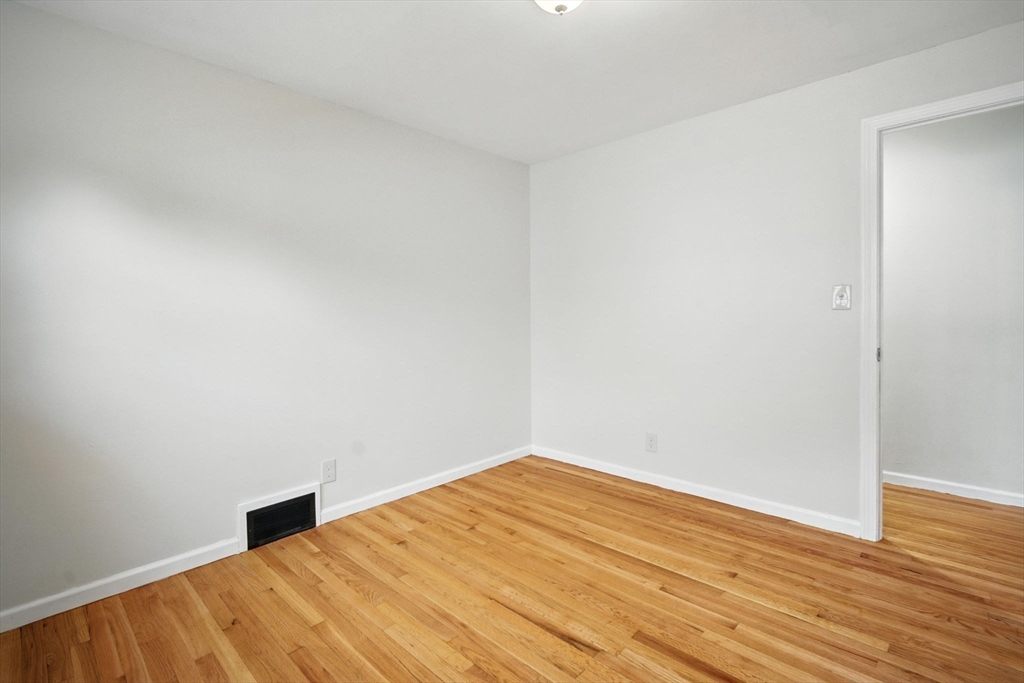 32 Pine Hill Road Springfield, MA 01118 - Photo 20 of 33 Gallery Image 20