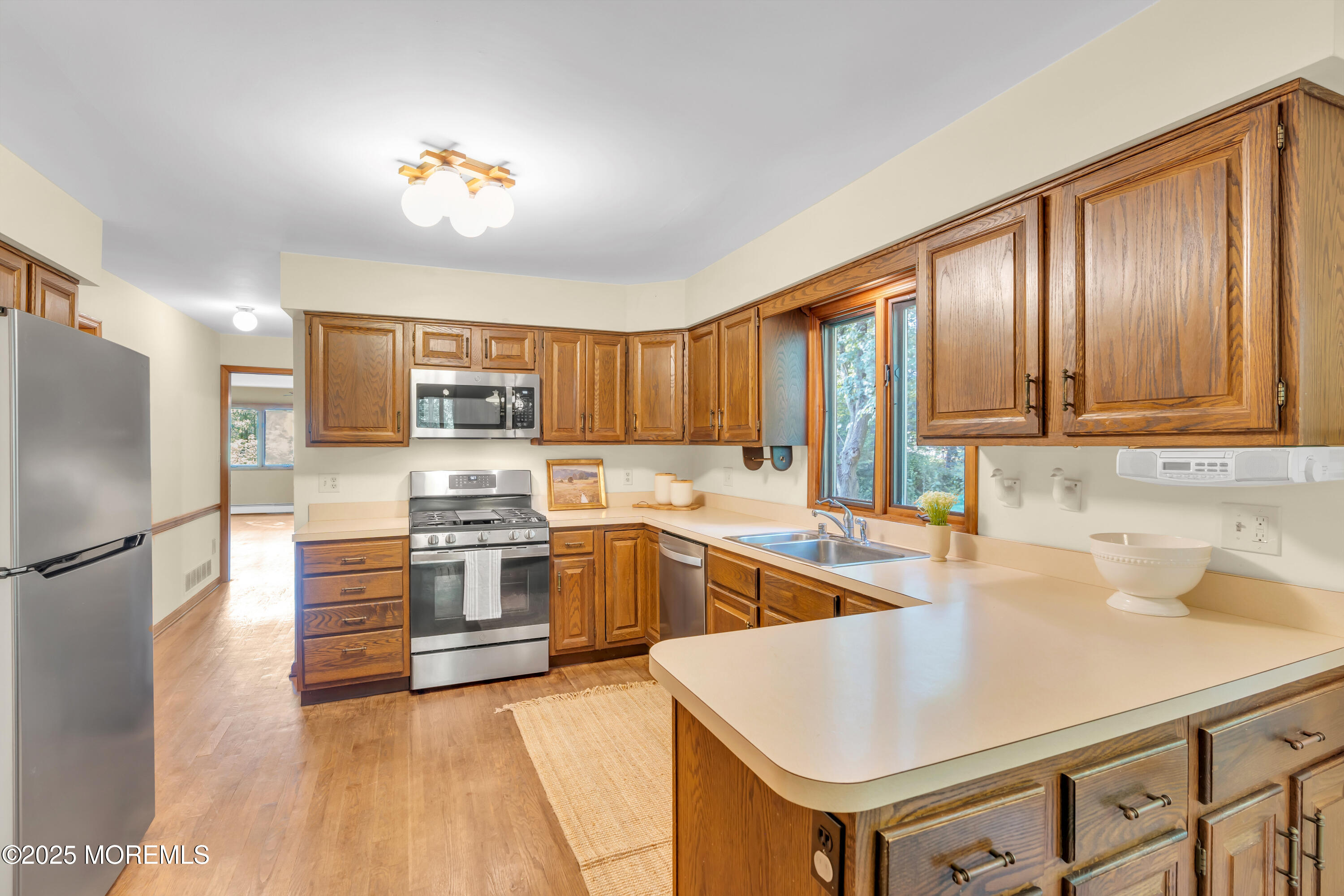 22 Hunt Road Freehold, NJ 07728 - Photo 16 of 43 22 Hunt Road 16