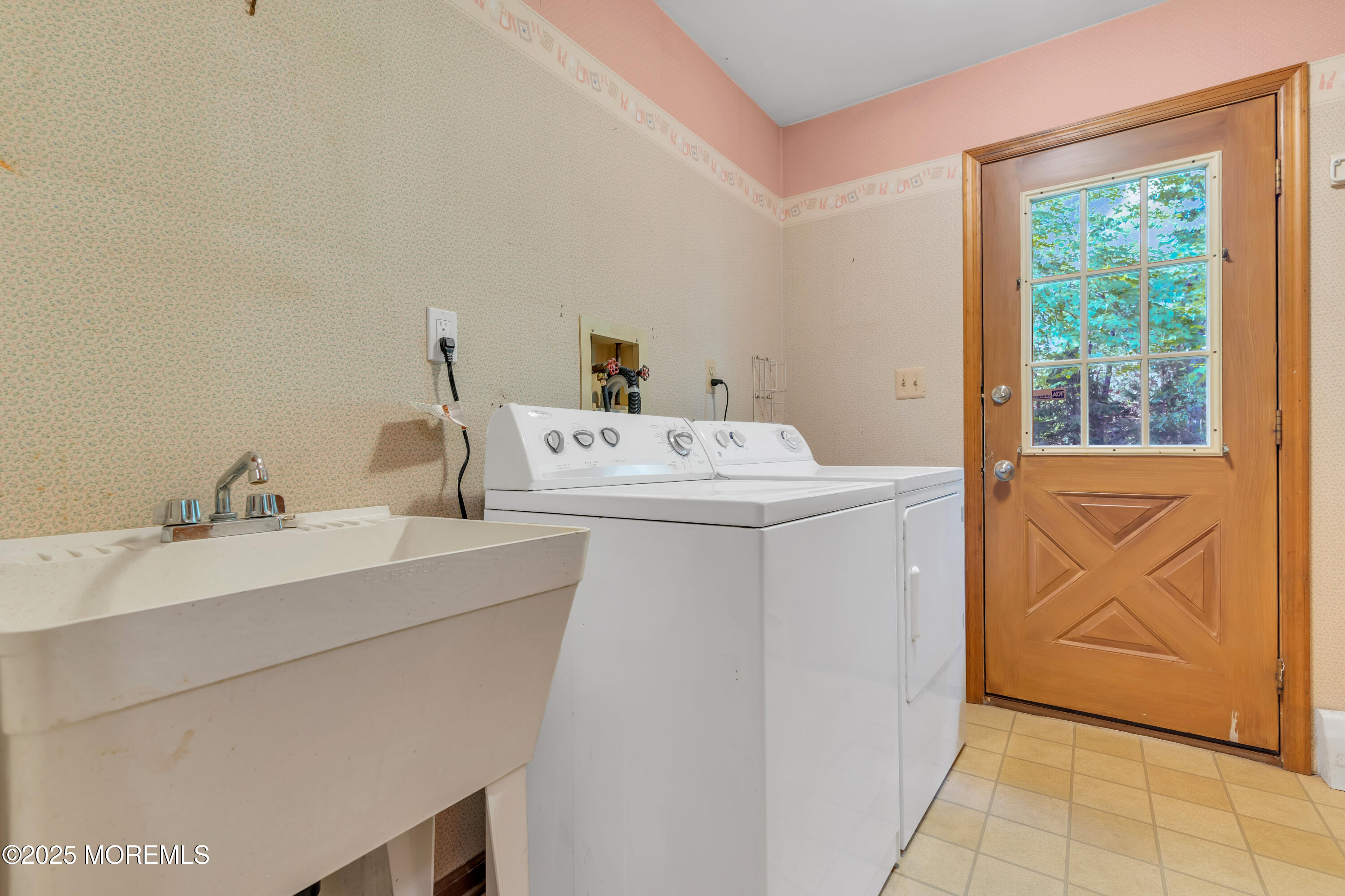 22 Hunt Road Freehold, NJ 07728 - Photo 37 of 43 22 Hunt Road 37