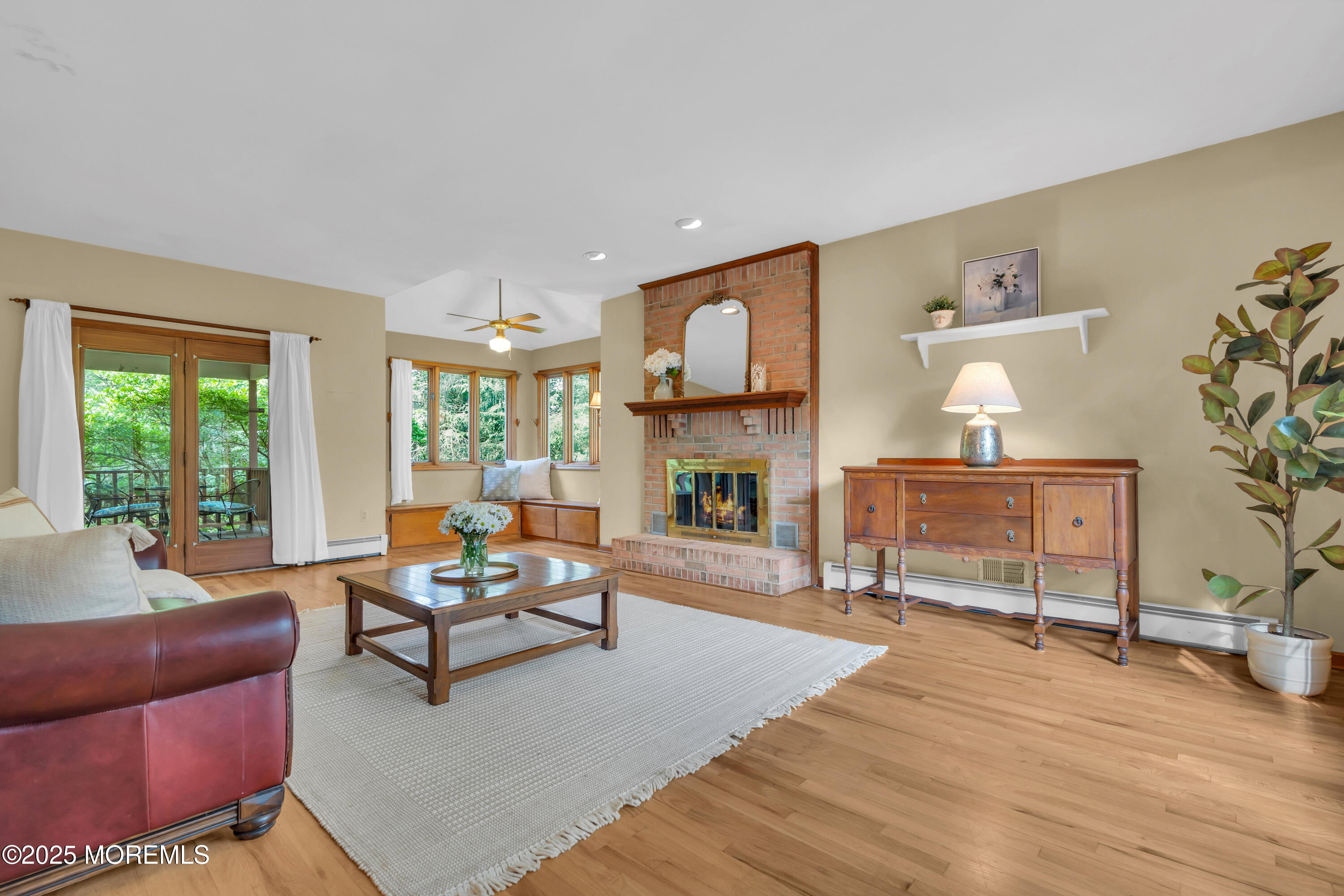 22 Hunt Road Freehold, NJ 07728 - Photo 6 of 43 22 Hunt Road 6