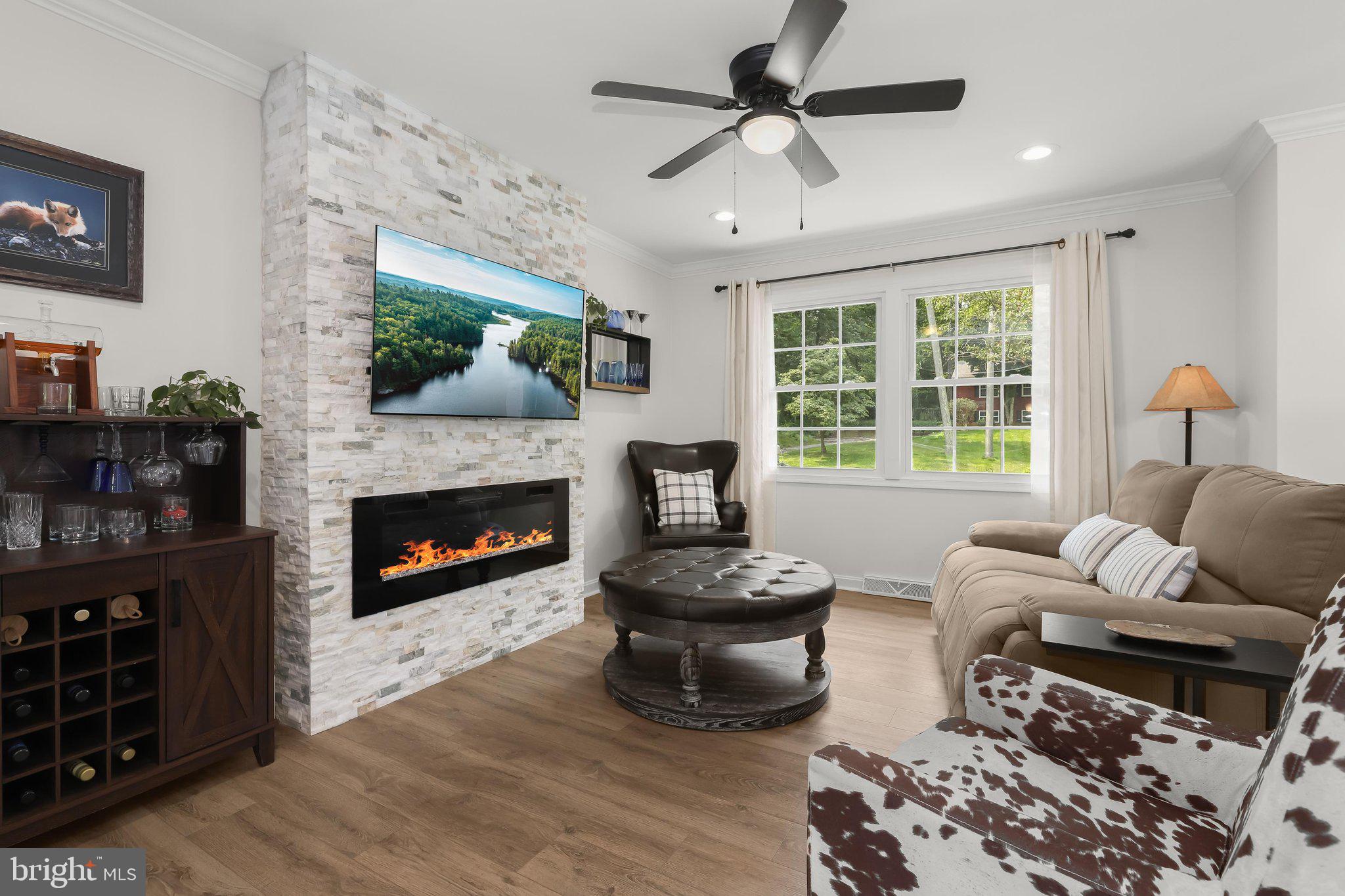2712 Overview Road Hampstead, MD 21074 - Photo 6 of 48 Living Room