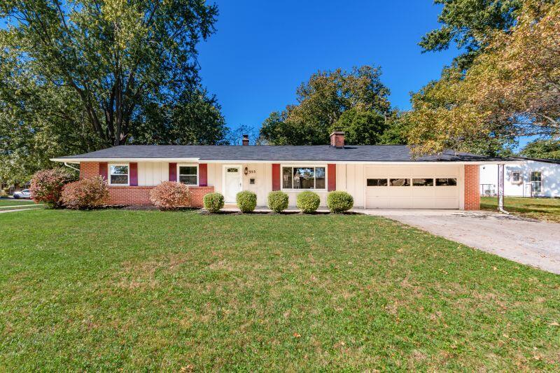 355 Flint Ridge Drive Columbus, OH 43230 - Photo 1 of 23 Front View