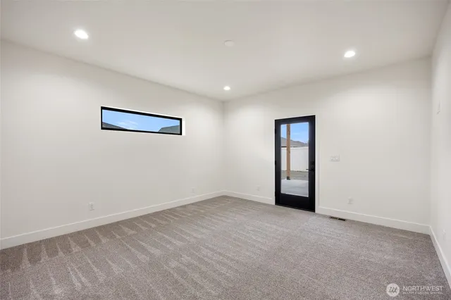 $639,000 | 501 Sand Dune Road, Moses Lake, WA 98837