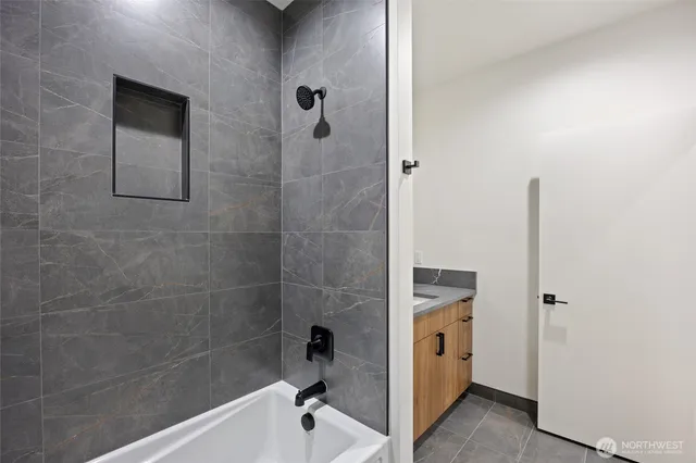 $639,000 | 501 Sand Dune Road, Moses Lake, WA 98837