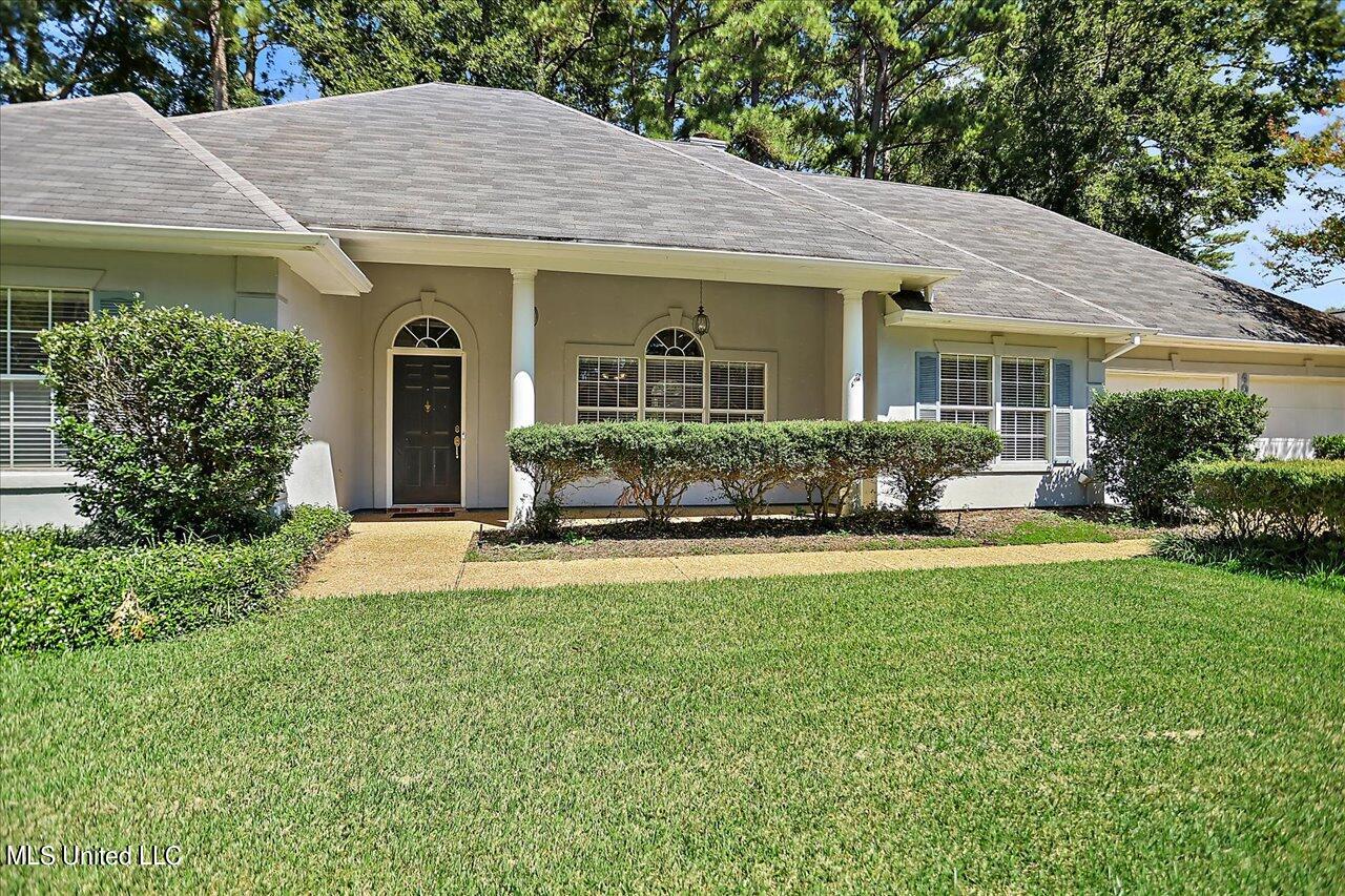 408 Shadowood Drive Ridgeland, MS 39157 - Photo 3 of 36 03-408 Shadowood Dr