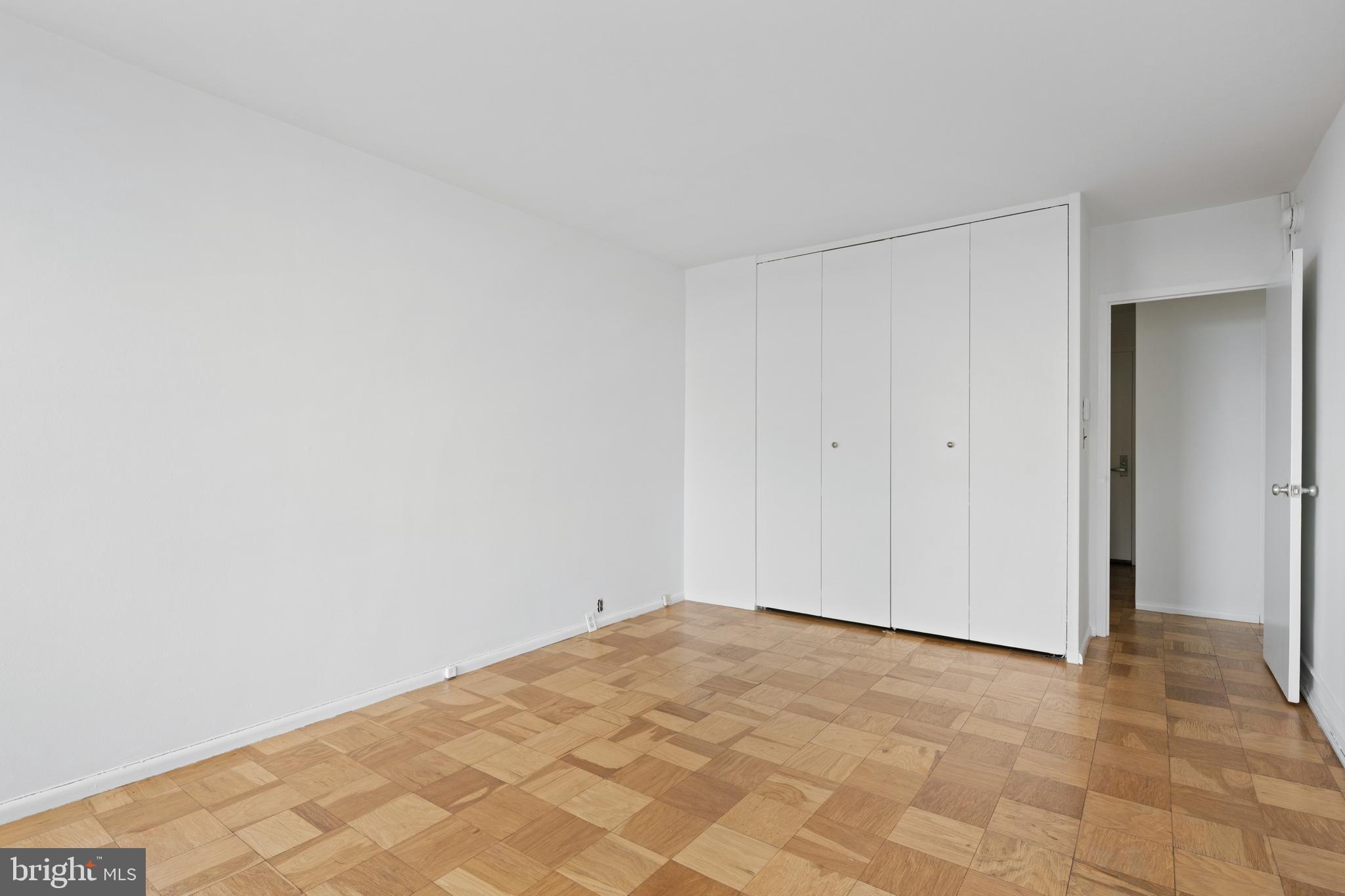 200 Locust Street, Unit 10GN Philadelphia, PA 19106 - Photo 14 of 28 a view of empty room