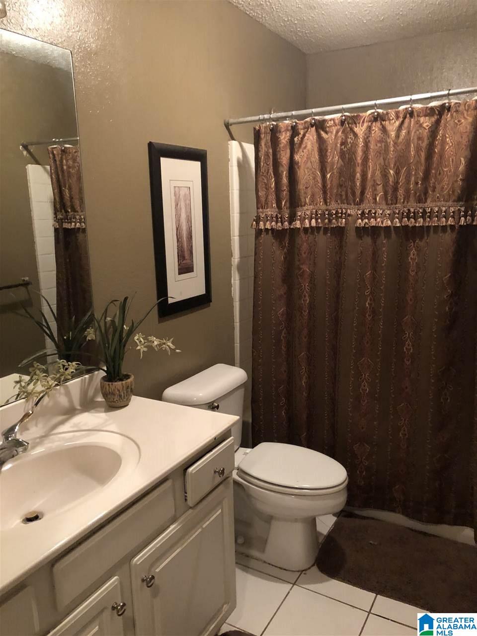220 Meriweather Lane Calera, AL 35040 - Photo 10 of 13