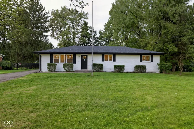 $300,000 | 402 West Banta Road, Indianapolis, IN 46217