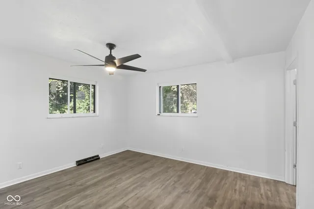 $300,000 | 402 West Banta Road, Indianapolis, IN 46217