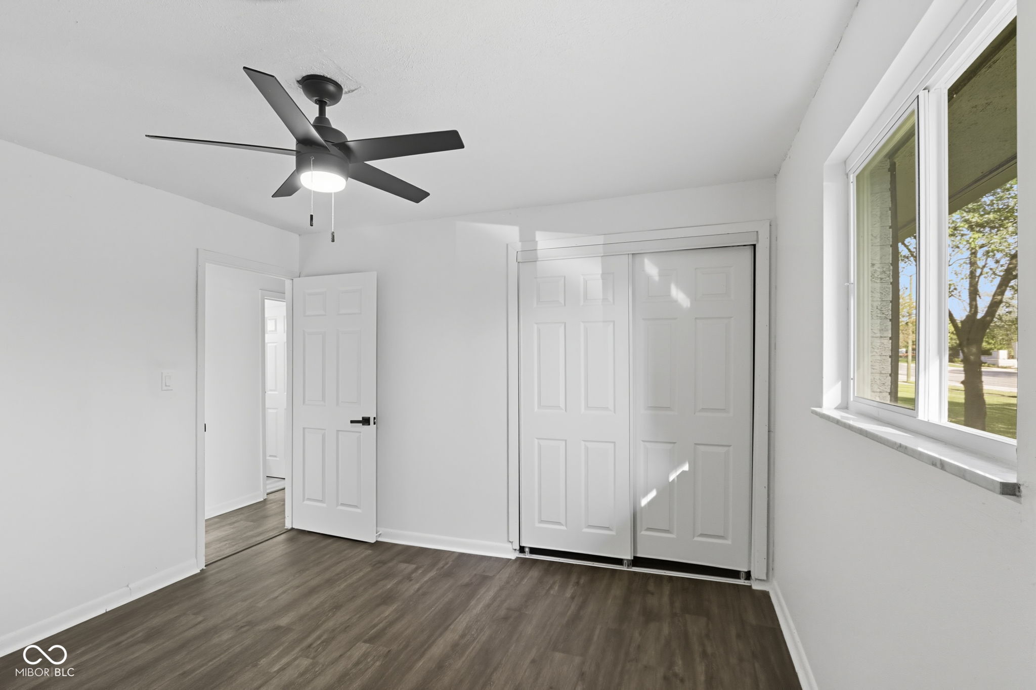 402 West Banta Road Indianapolis, IN 46217 - Photo 20 of 39