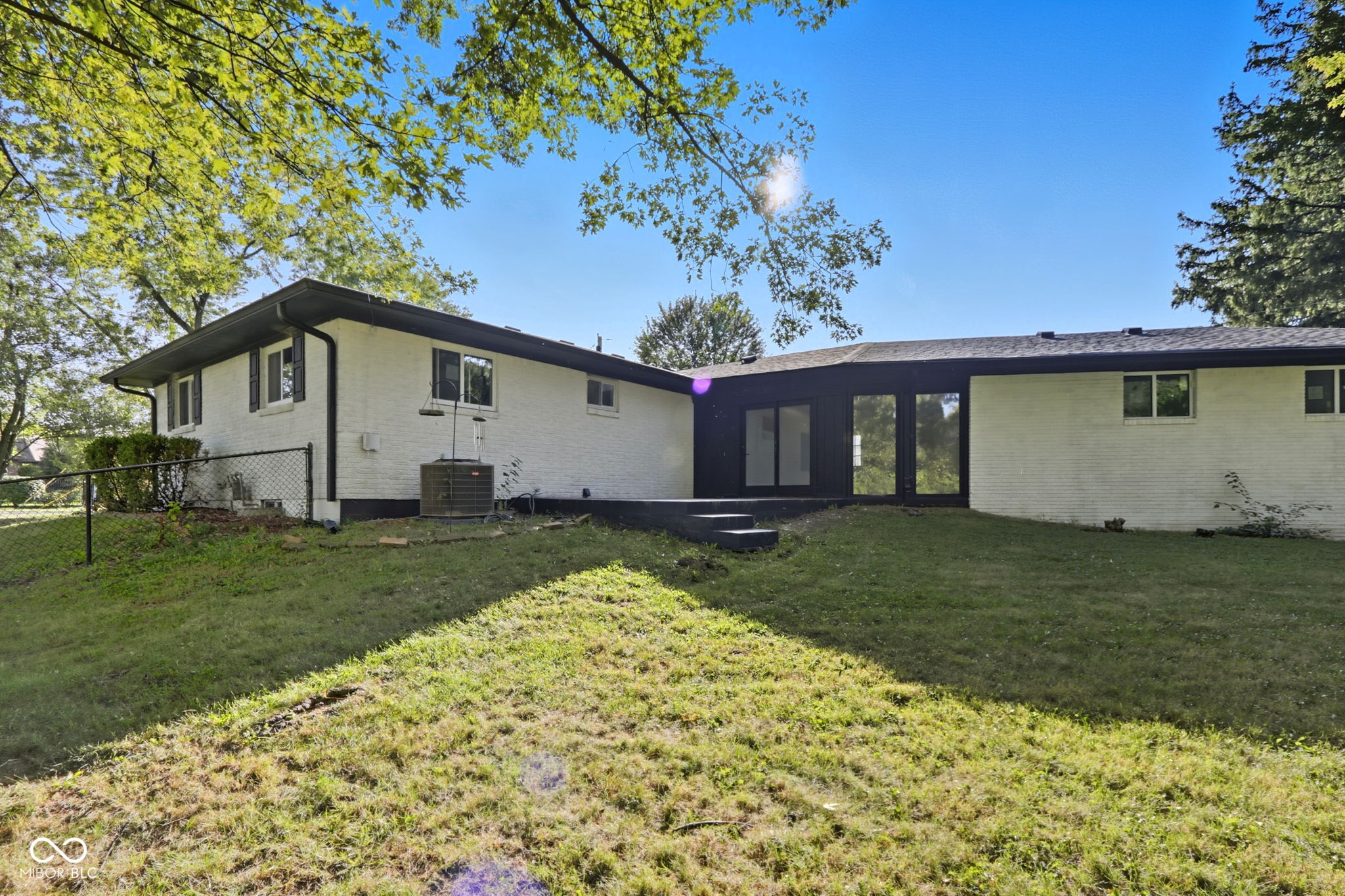 402 West Banta Road Indianapolis, IN 46217 - Photo 34 of 39