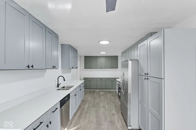 $300,000 | 402 West Banta Road, Indianapolis, IN 46217