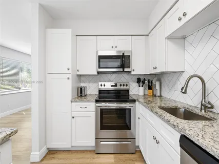 $2,200,000 | 3405 Norfolk Street, Pompano Beach, FL 33062