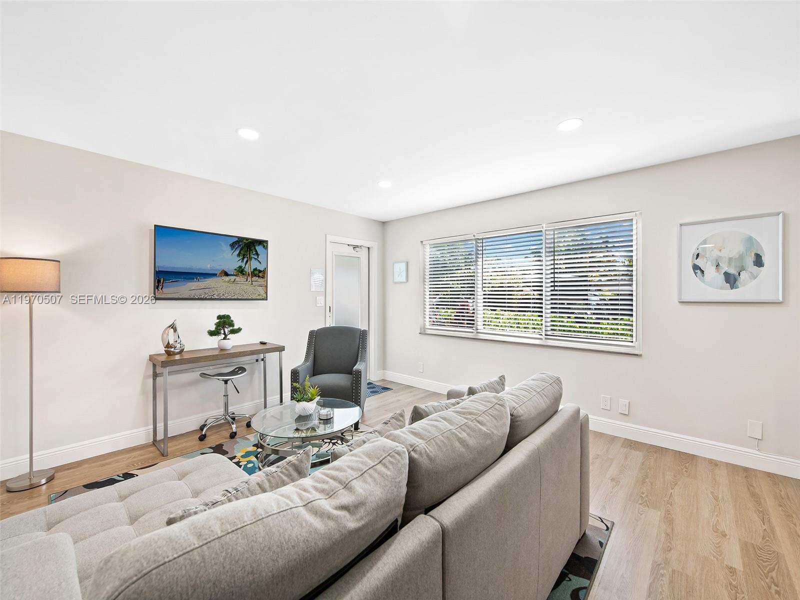 3405 Norfolk Street Pompano Beach, FL 33062 - Photo 9 of 66