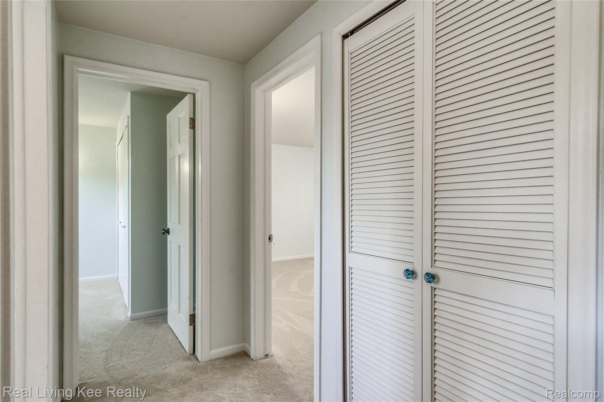 2055 Wayward Drive Rochester, MI 48309 - Photo 33 of 42 Interiors (24 of 37).jpg
