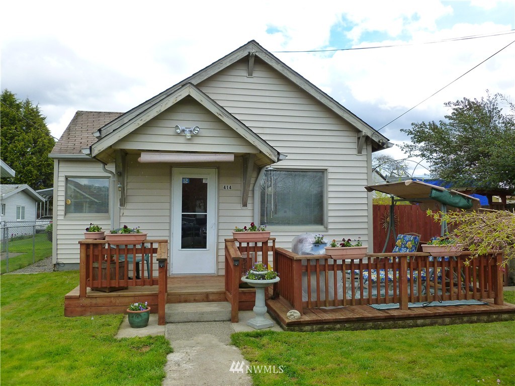414 Williams Avenue North Renton, WA 98057 - Photo 1 of 23 Gallery Image 1