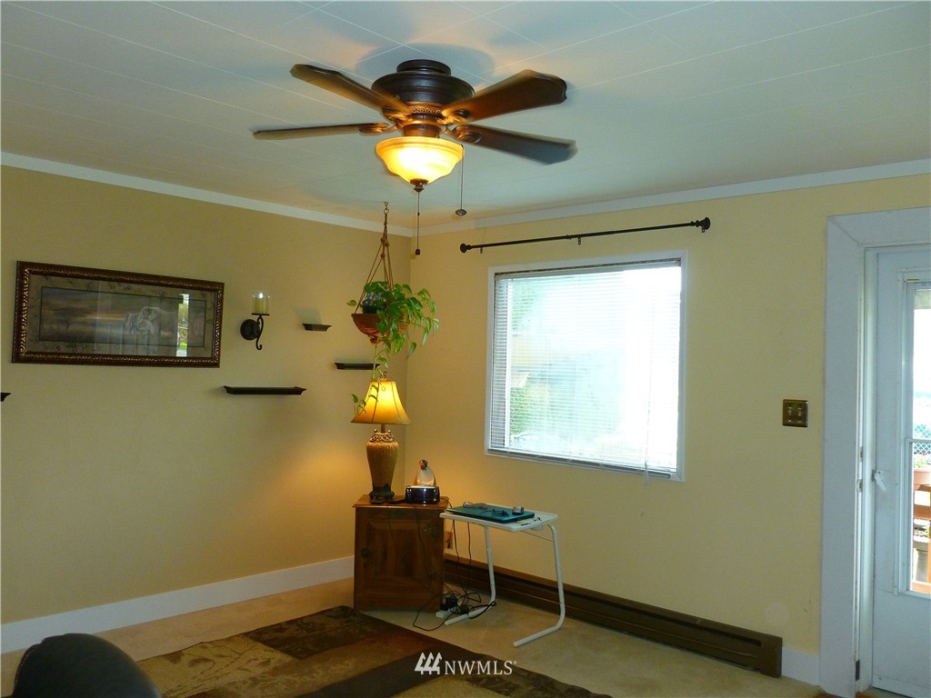 414 Williams Avenue North Renton, WA 98057 - Photo 5 of 23 Gallery Image 5