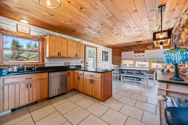 $799,000 | 529 Cutler Corner Road, Barre Town, VT 05641