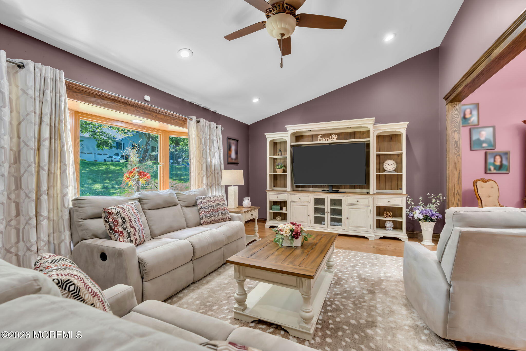 12 Briarhill Road Holmdel, NJ 07733 - Photo 14 of 49 11-web-or-mls-DSC08447