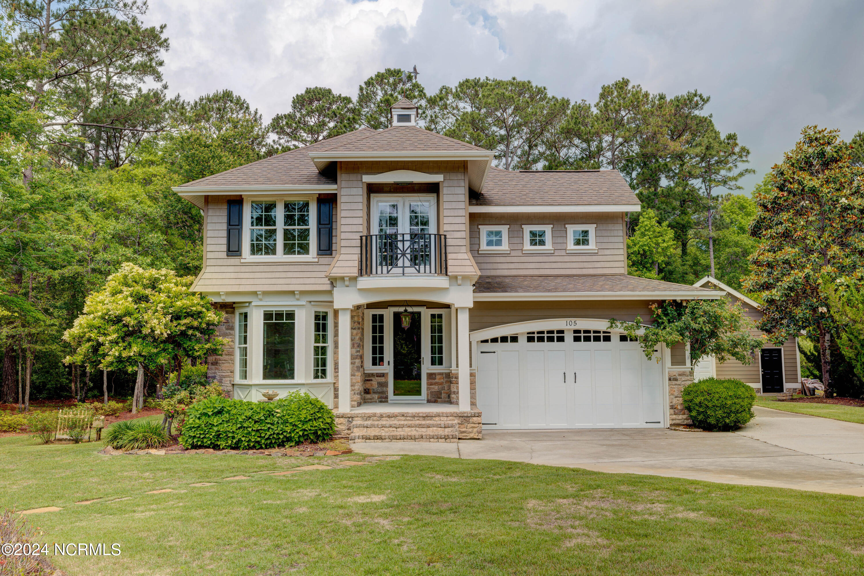 105 Duck Court Hampstead, NC 28443 - Photo 5 of 60 Front of Property