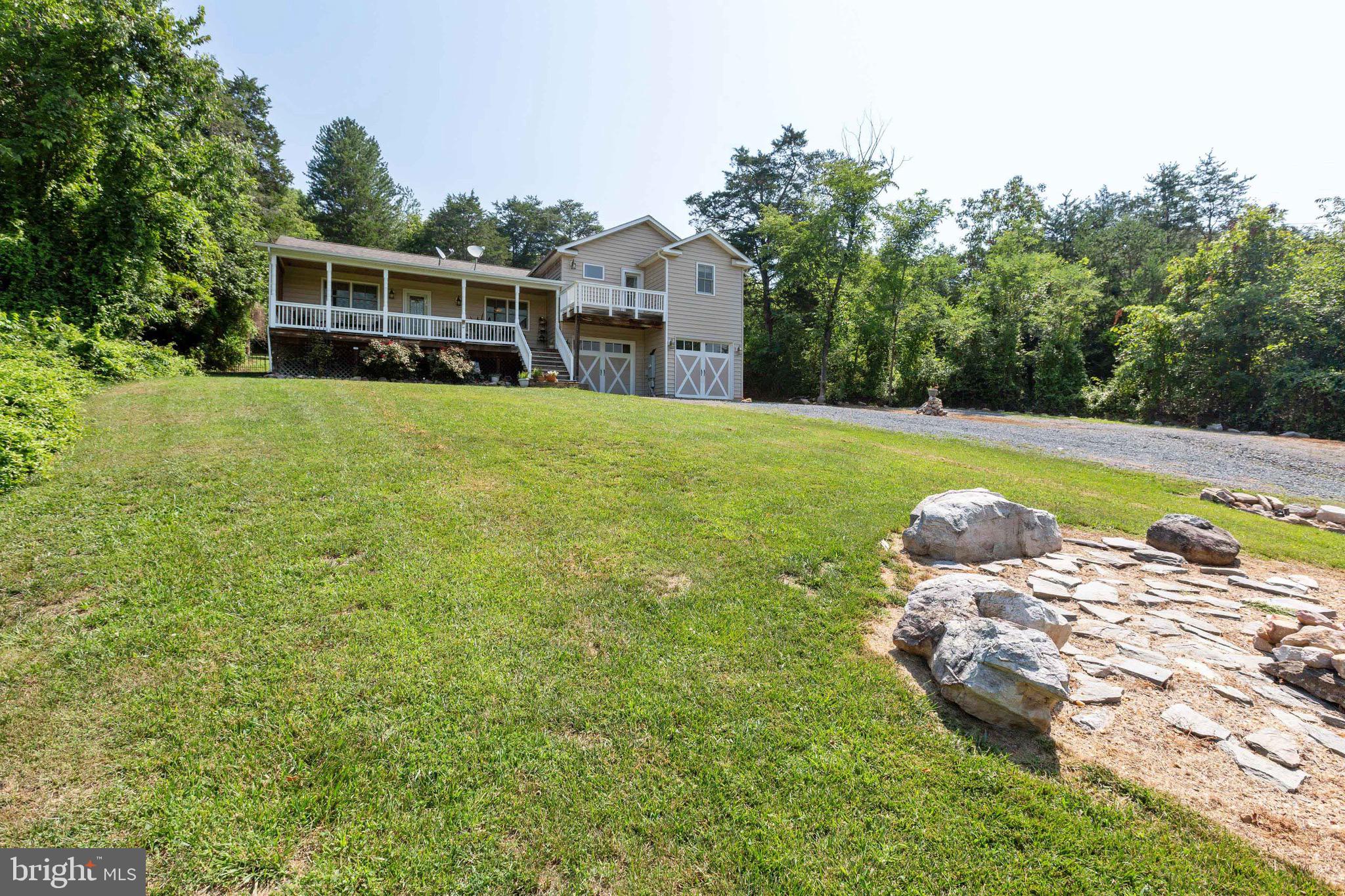162 Lakes Valley Road Strasburg, VA 22657 - Photo 4 of 55 Gallery Image 4