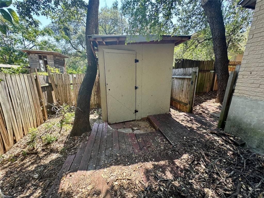 1004 Milford Way, Unit B Austin, TX 78745 - Photo 21 of 26