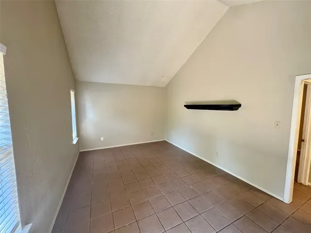 $1,500 | 1004 Milford Way, Unit B, Austin, TX 78745