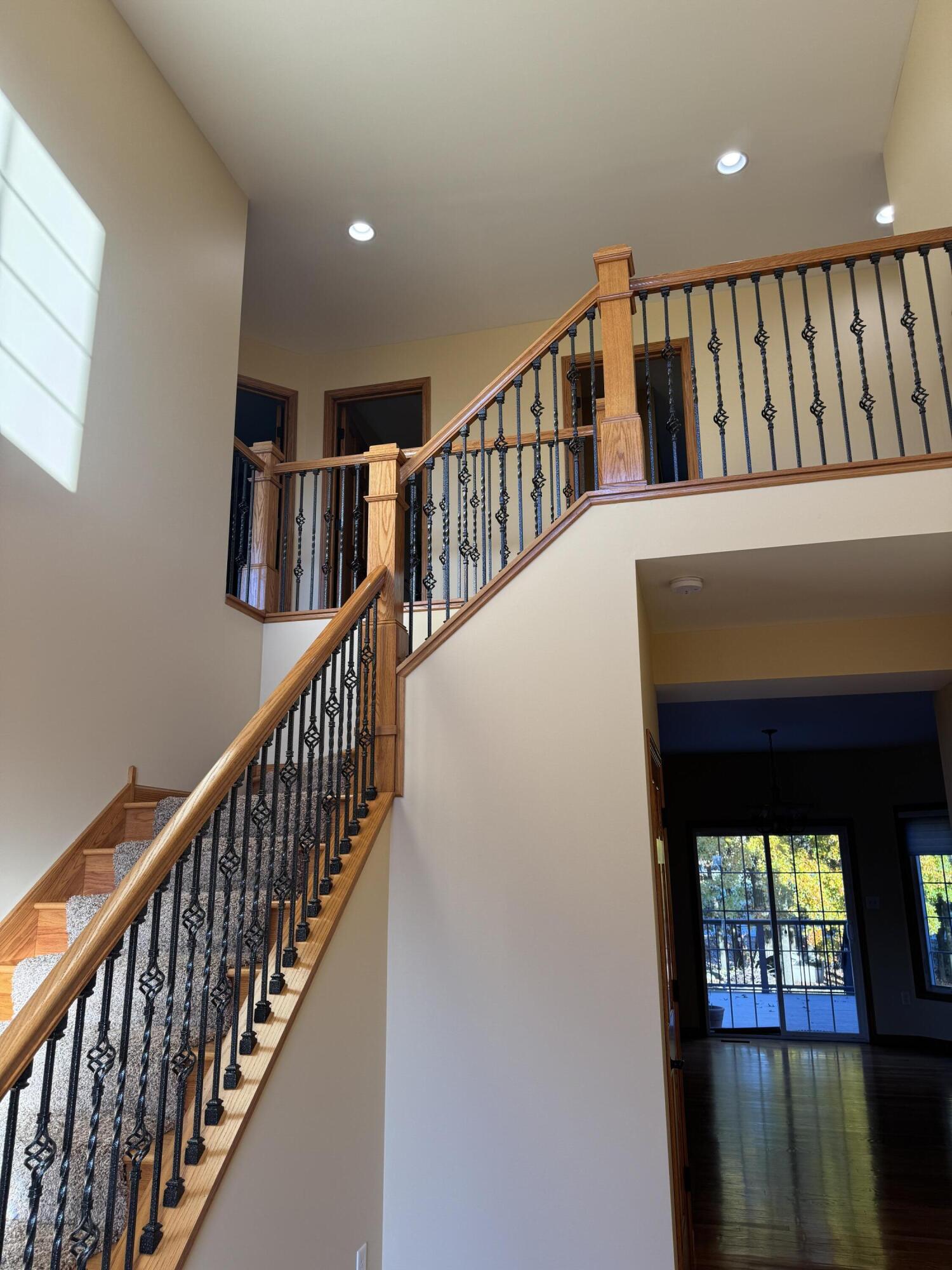 1521 Birdie Way Chesterton, IN 46304 - Photo 15 of 58 a view of entryway