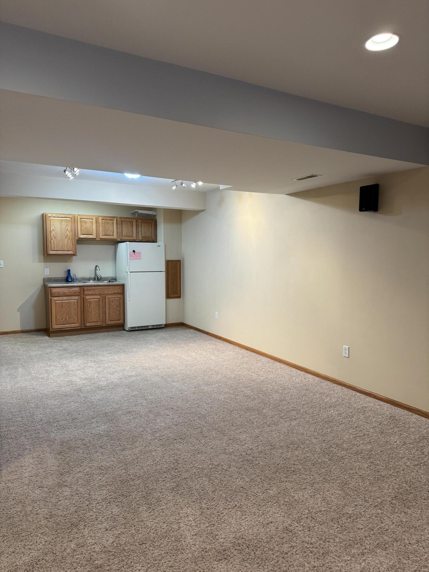 1521 Birdie Way Chesterton, IN 46304 - Photo 52 of 58 1500x2000